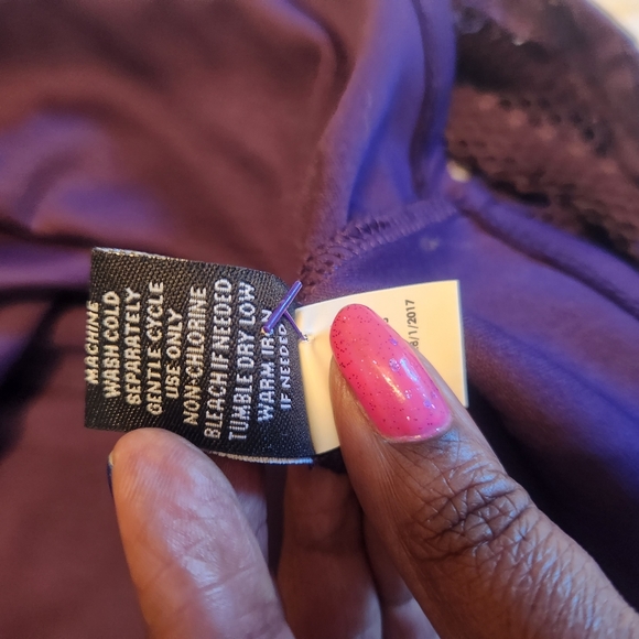 Torrid purple mesh skater mini skirt. Size 1X. Hidden zipper and purple … - Picture 6 of 12